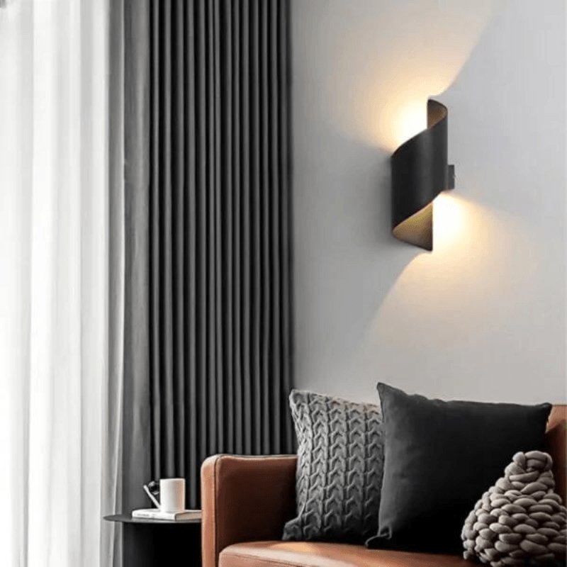 Arandela de Parede para Exterior com LED em Formato Espiral