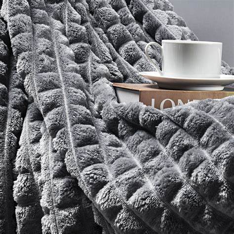 cobertor quente para inverno 2025
manta flannel casal queen
manta aveludada macia para cama
cobertor confortável para dona de casa
manta de microfibra premium
enxoval de inverno completo
mantas decorativas para cama