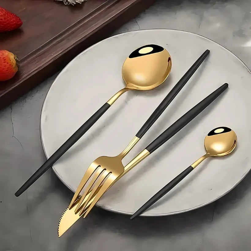 Conjunto de Talheres Dourado Royal Gold™ 24 Peças